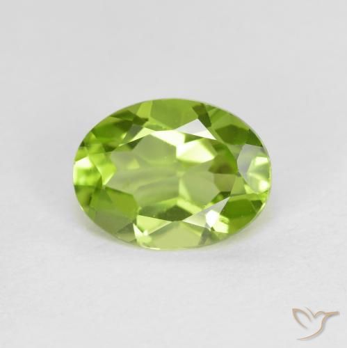 1.35ct 자연스러운 미디엄 그린 감람석, 타원형, VS