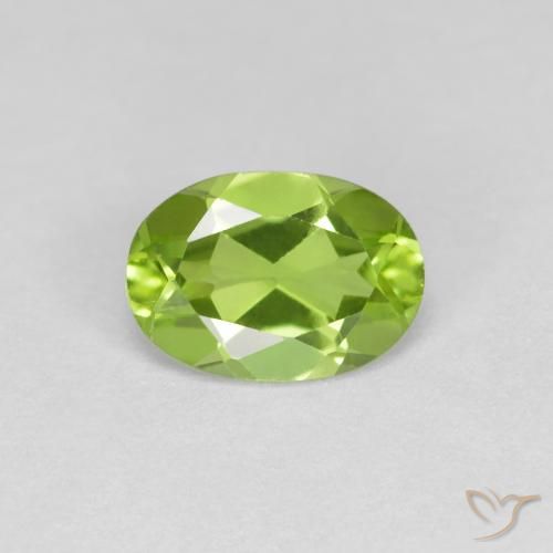 0.81ct 자연스러운 미디엄 그린 감람석, 타원형, VS