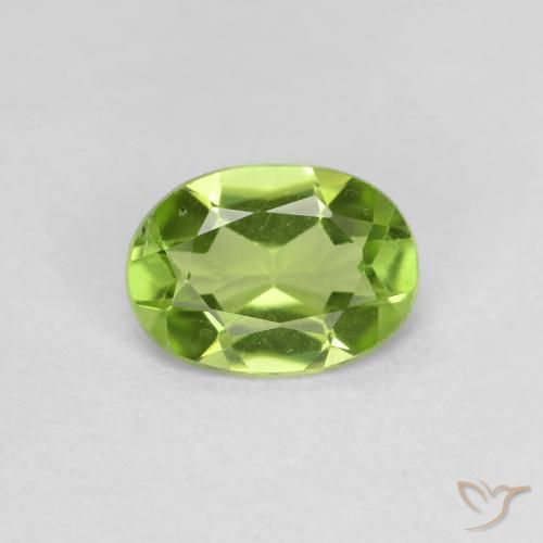 0.71ct 자연스러운 미디엄 그린 감람석, 타원형, VS