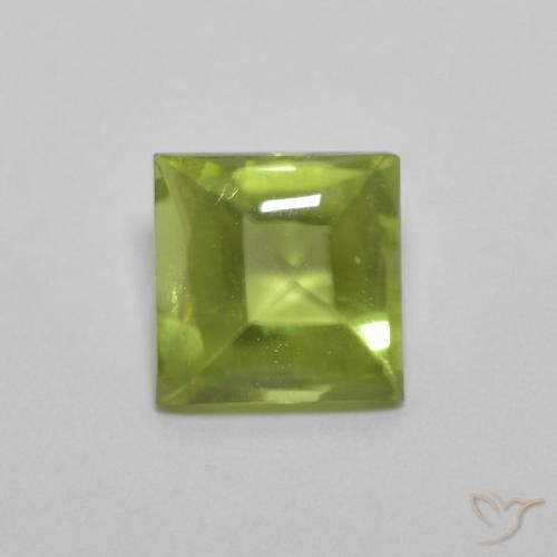 0.83ct 자연스러운 활기찬 녹색 감람석, 정사각형, 투명한