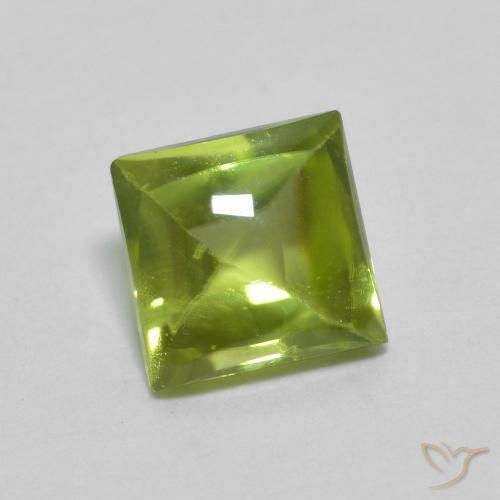 0.72ct 자연스러운 미디엄 그린 감람석, 정사각형, 투명한