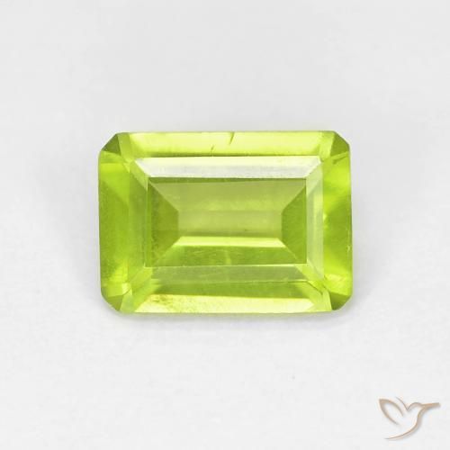 0.92ct 자연스러운 황록색 감람석, 에메랄드 컷, VS