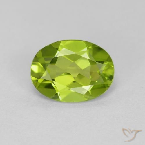 1.26ct 자연스러운 미디엄 그린 감람석, 타원형, VVS-VS