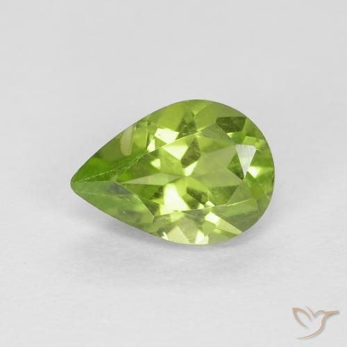 0.77ct 자연스러운 라이트 라이블리 그린 감람석, 배 모양, VS