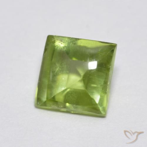 0.75ct 자연스러운 황록색 감람석, 정사각형, 투명한
