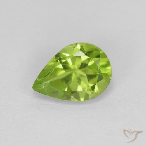 0.91ct 자연스러운 미디엄 그린 감람석, 배 모양, VS
