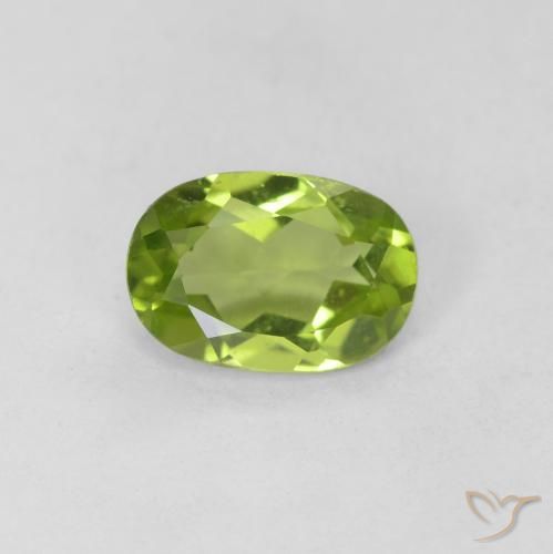 0.80ct 자연스러운 미디엄 그린 감람석, 타원형, VVS