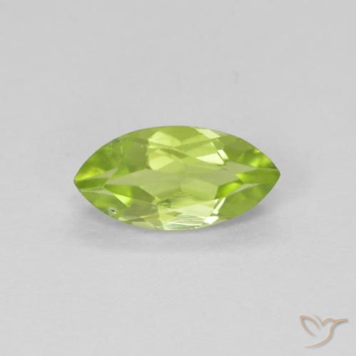 0.66ct 자연스러운 미디엄 그린 감람석, 보석, VS