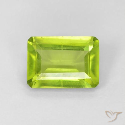 1.01ct 자연스러운 밝은 녹색 감람석, 에메랄드 컷, VS