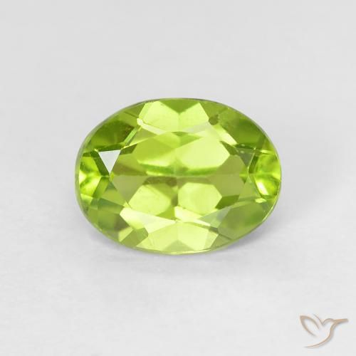1.21ct 자연스러운 활기찬 녹색 감람석, 타원형, VS