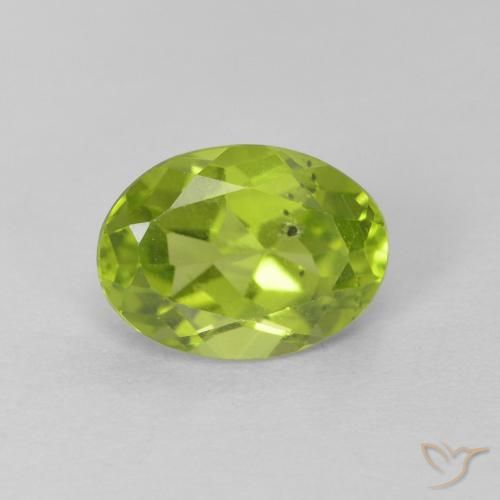 1.36ct 자연스러운 미디엄 그린 감람석, 타원형, VS