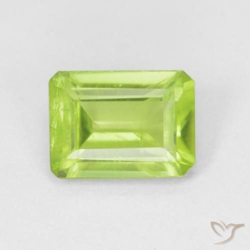 0.98ct 자연스러운 황록색 감람석, 에메랄드 컷, VS