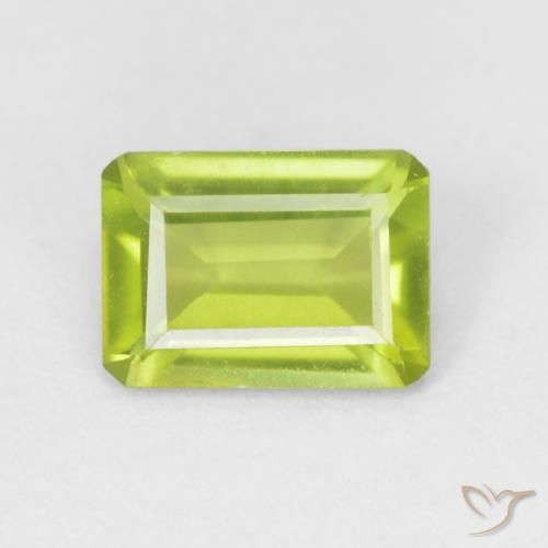 0.84ct 자연스러운 밝은 녹색 감람석, 에메랄드 컷, VVS