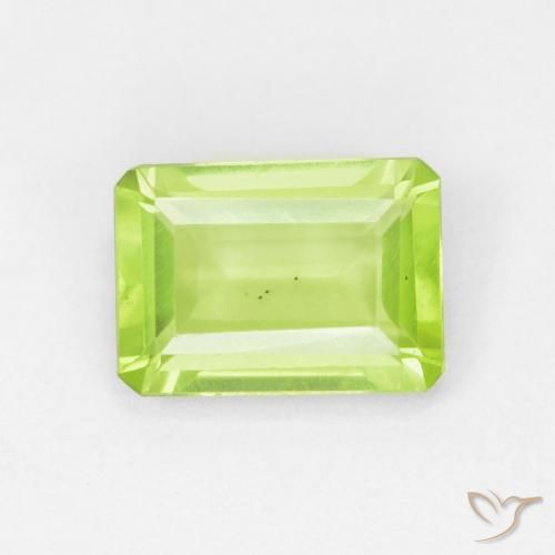 0.96ct 자연스러운 미디엄 그린 감람석, 에메랄드 컷, VVS