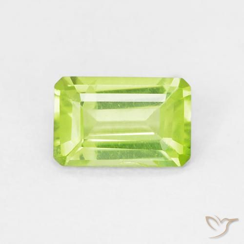 0.51ct 자연스러운 밝은 녹색 감람석, 에메랄드 컷, VVS-VS