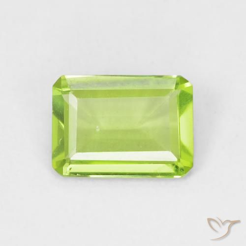 0.79ct 자연스러운 황록색 감람석, 에메랄드 컷, VVS-VS