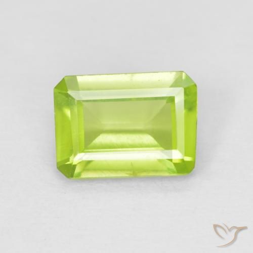 0.90ct 자연스러운 밝은 녹색 감람석, 에메랄드 컷, VS