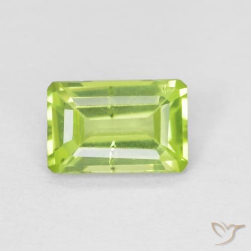 0.59ct 자연스러운 밝은 녹색 감람석, 에메랄드 컷, VS-SI