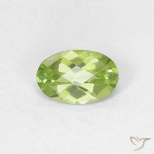 0.44ct 자연스러운 활기찬 녹색 감람석, 타원형, VVS-VS