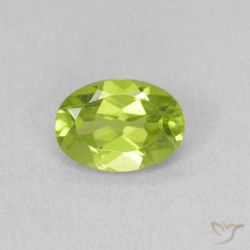 0.95ct 자연스러운 활기찬 황록색 감람석, 타원형, VVS-VS