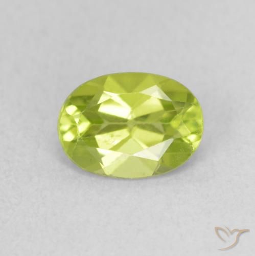 0.87ct 자연스러운 활기찬 황록색 감람석, 타원형, VS