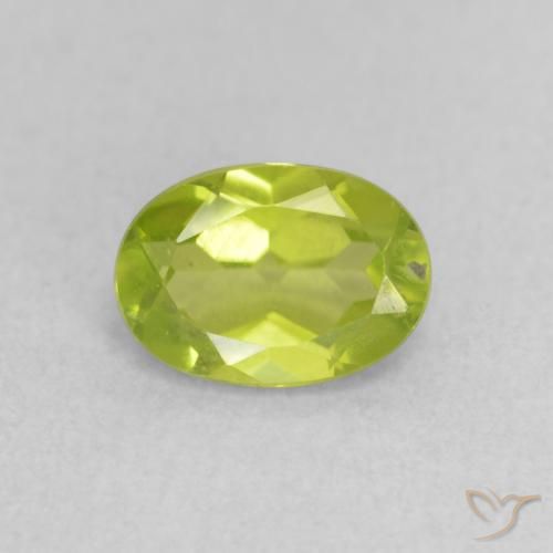 0.87ct 자연스러운 밝은 녹색 감람석, 타원형, VS