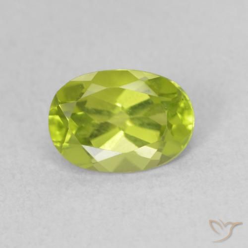 0.98ct 자연스러운 활기찬 황록색 감람석, 타원형, VS