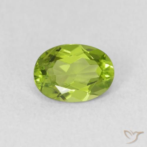 0.86ct 자연스러운 활기찬 녹색 감람석, 타원형, VS