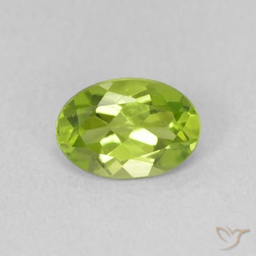 0.85ct 자연스러운 황록색 감람석, 타원형, VS