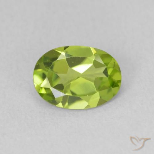 0.95ct 자연스러운 미디엄 그린 감람석, 타원형, VS