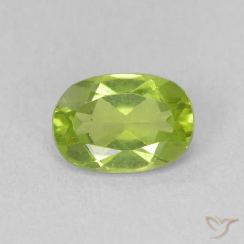 0.93ct 자연스러운 미디엄 그린 감람석, 타원형, VS