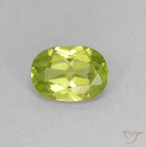 0.94ct 자연스러운 활기찬 황록색 감람석, 타원형, VVS-VS