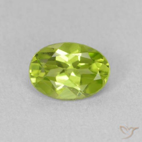0.87ct 자연스러운 활기찬 녹색 감람석, 타원형, VVS-VS