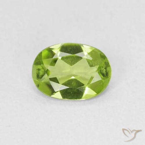 0.67ct 자연스러운 황록색 감람석, 타원형, VVS