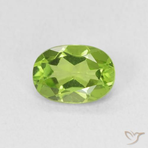 0.96ct 자연스러운 미디엄 그린 감람석, 타원형, VVS-VS