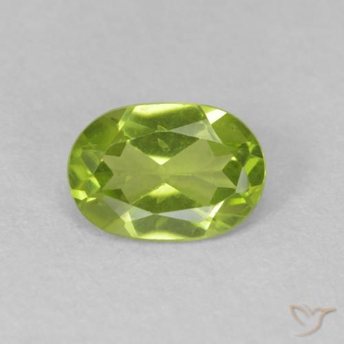 0.82ct 자연스러운 밝은 녹색 감람석, 타원형, VS