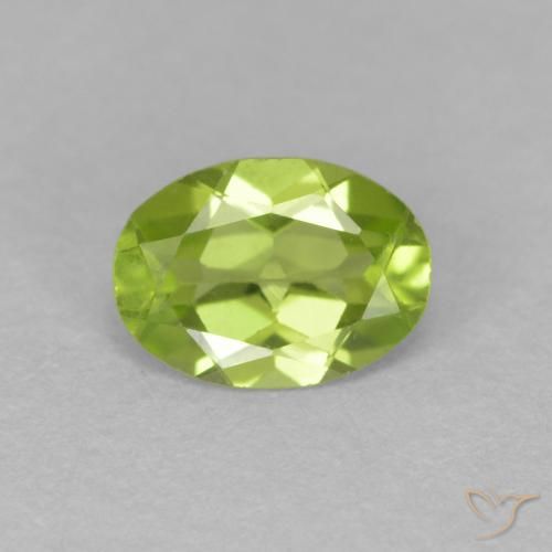 0.70ct 자연스러운 라이트 라이블리 그린 감람석, 타원형, VS