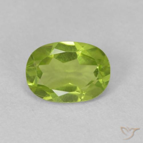 0.86ct 자연스러운 활기찬 녹색 감람석, 타원형, VVS