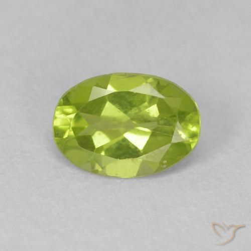 0.72ct 자연스러운 미디엄 그린 감람석, 타원형, VVS