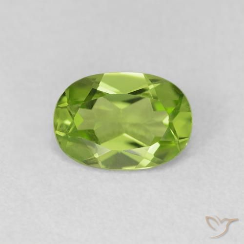 0.87ct 자연스러운 미디엄 그린 감람석, 타원형, VVS-VS
