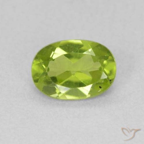 0.85ct 자연스러운 미디엄 그린 감람석, 타원형, VS