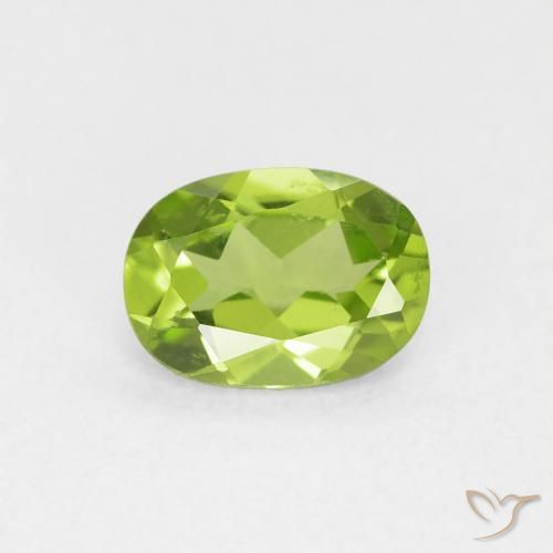 0.88ct 자연스러운 미디엄 그린 감람석, 타원형, VVS-VS