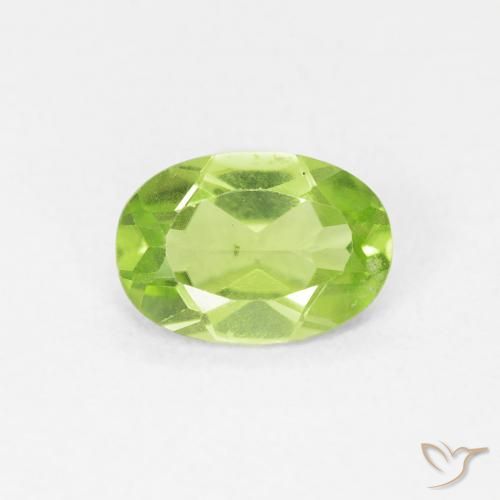 0.77ct 자연스러운 미디엄 그린 감람석, 타원형, VVS-VS
