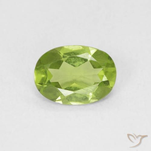 0.80ct 자연스러운 라이트 라이블리 그린 감람석, 타원형, VVS-VS