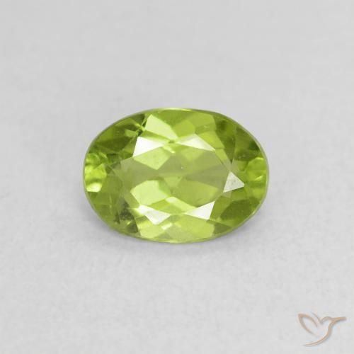 0.76ct 자연스러운 활기찬 황록색 감람석, 타원형, VS