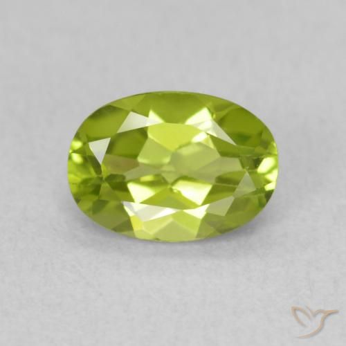 0.90ct 자연스러운 미디엄 그린 감람석, 타원형, VS