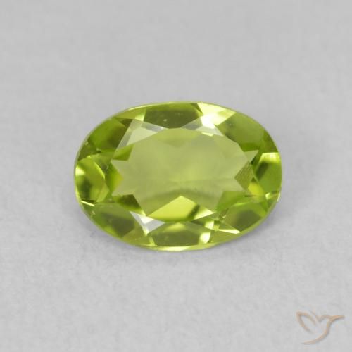 0.77ct 자연스러운 밝은 녹색 감람석, 타원형, VVS-VS