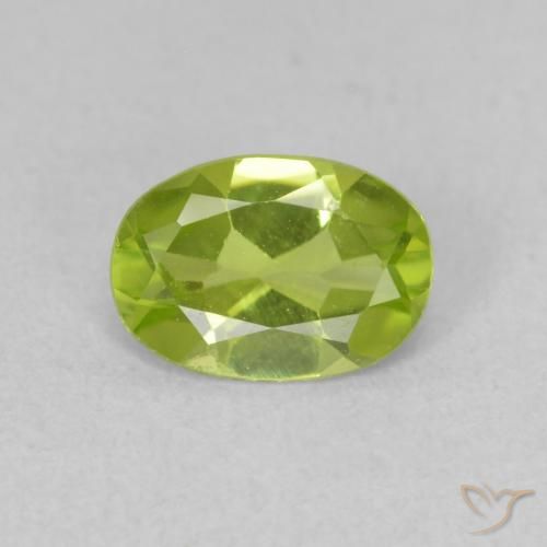 0.74ct 자연스러운 밝은 녹색 감람석, 타원형, VVS-VS