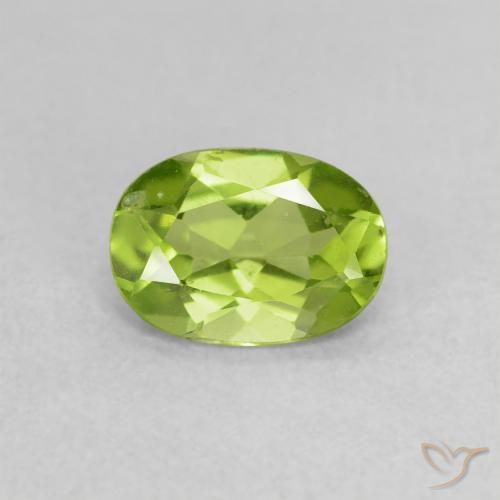 0.80ct 자연스러운 미디엄 그린 감람석, 타원형, VS