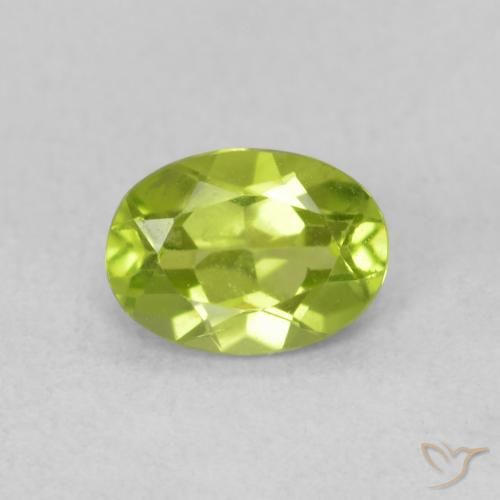 0.83ct 자연스러운 밝은 녹색 감람석, 타원형, VS